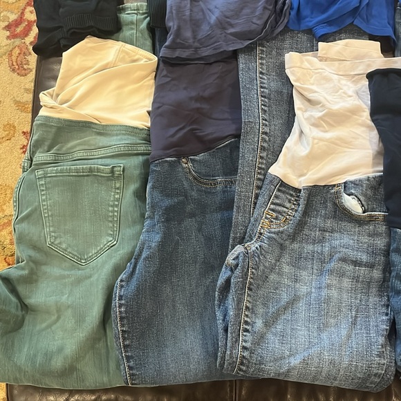 Maternity Clothes Lot (9pieces) - Picture 4 of 5